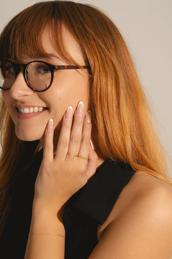 Chain ring in 18ct gold vermeil model shot