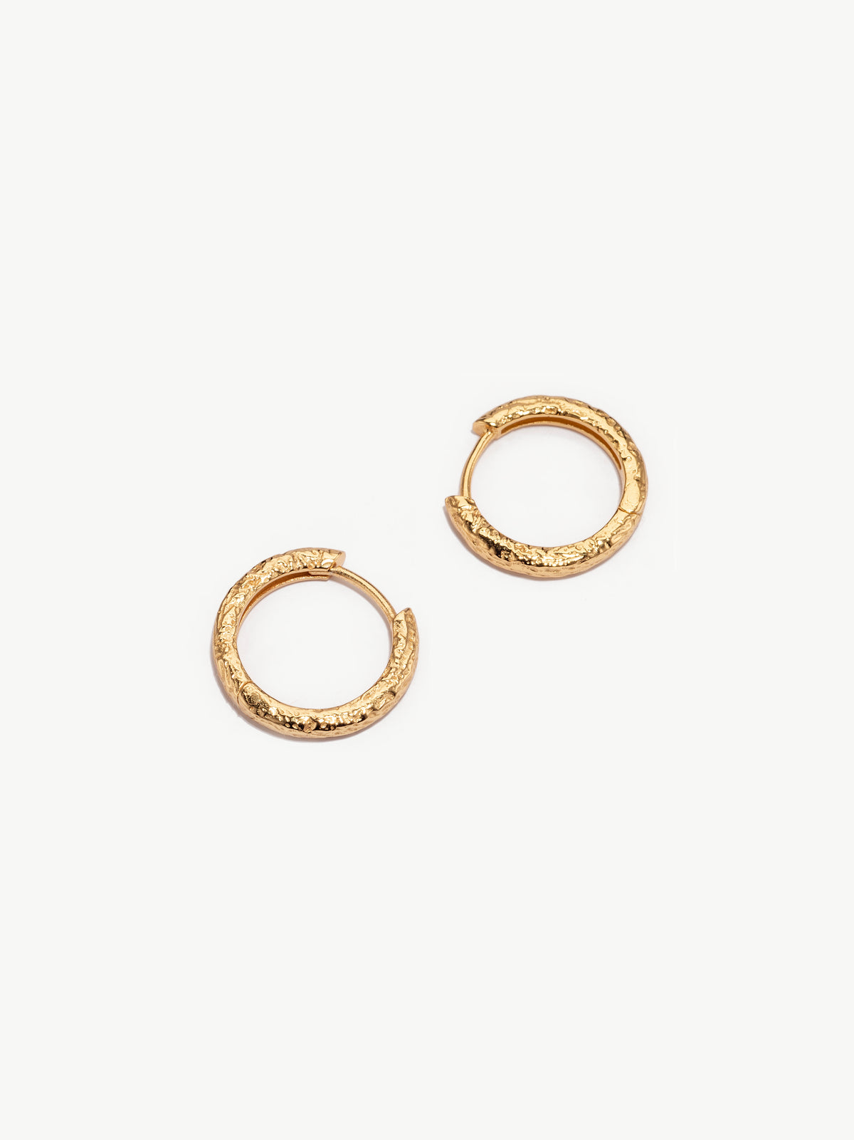 Crushed finish hoops in gold vermeil