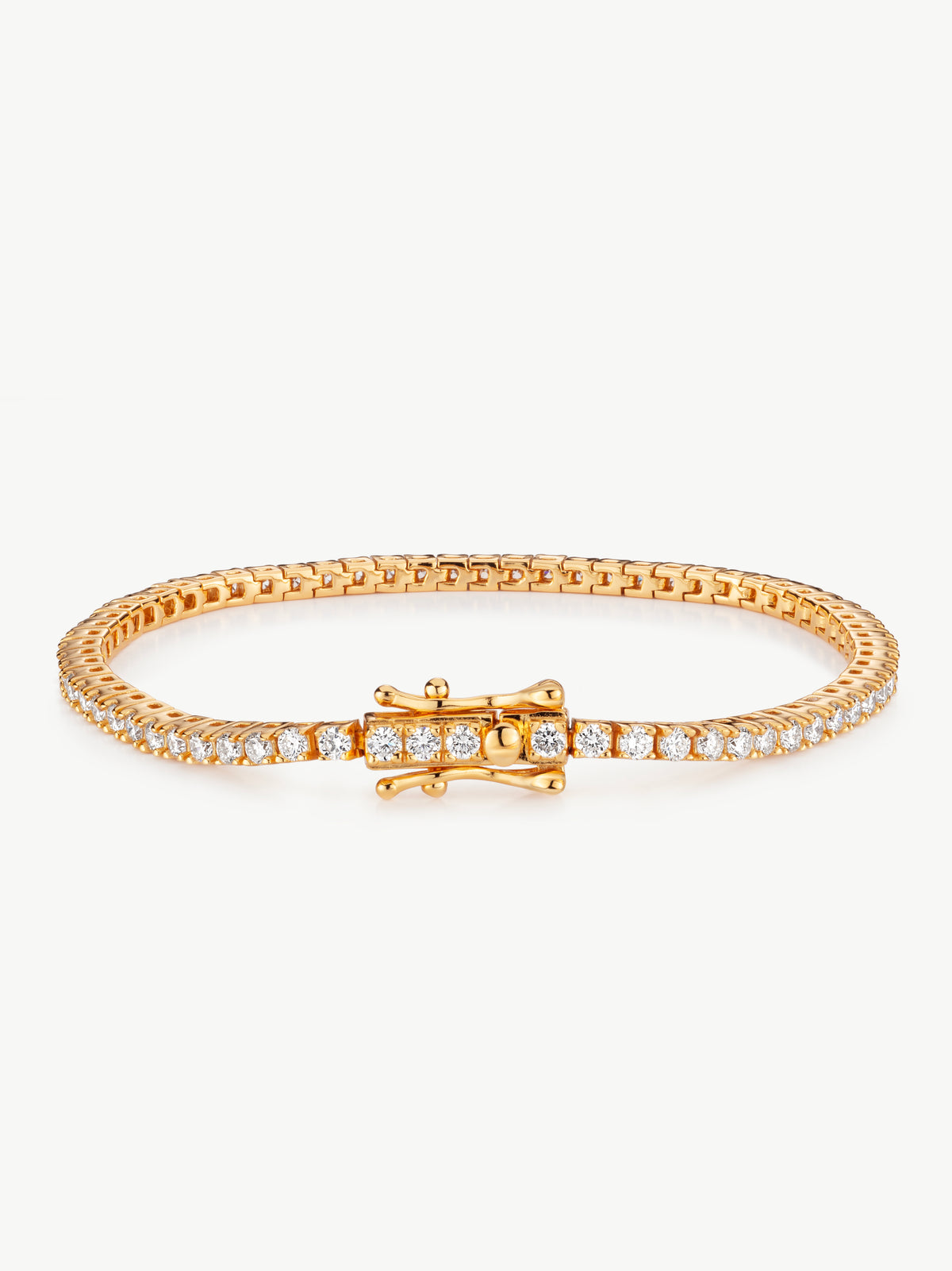 lab grown diamond tennis bracelet in 18ct gold vermeil clasp
