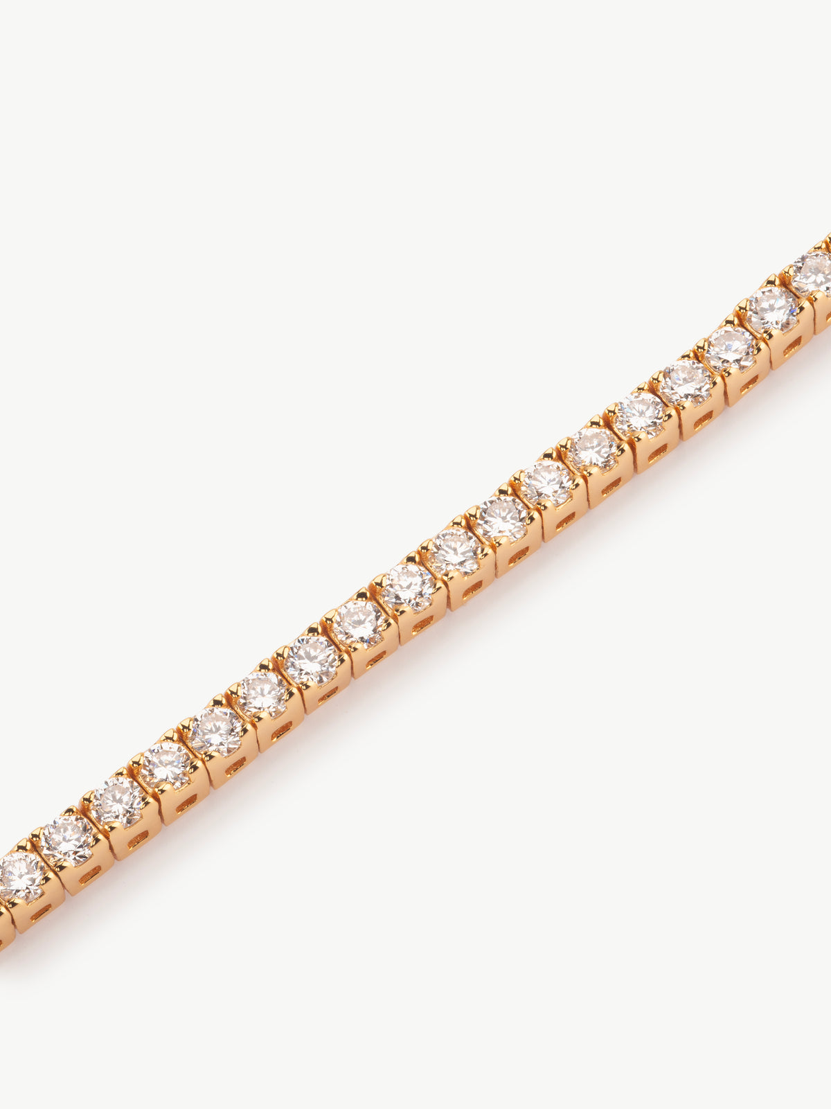 lab grown diamond tennis bracelet in 18ct gold vermeil close up