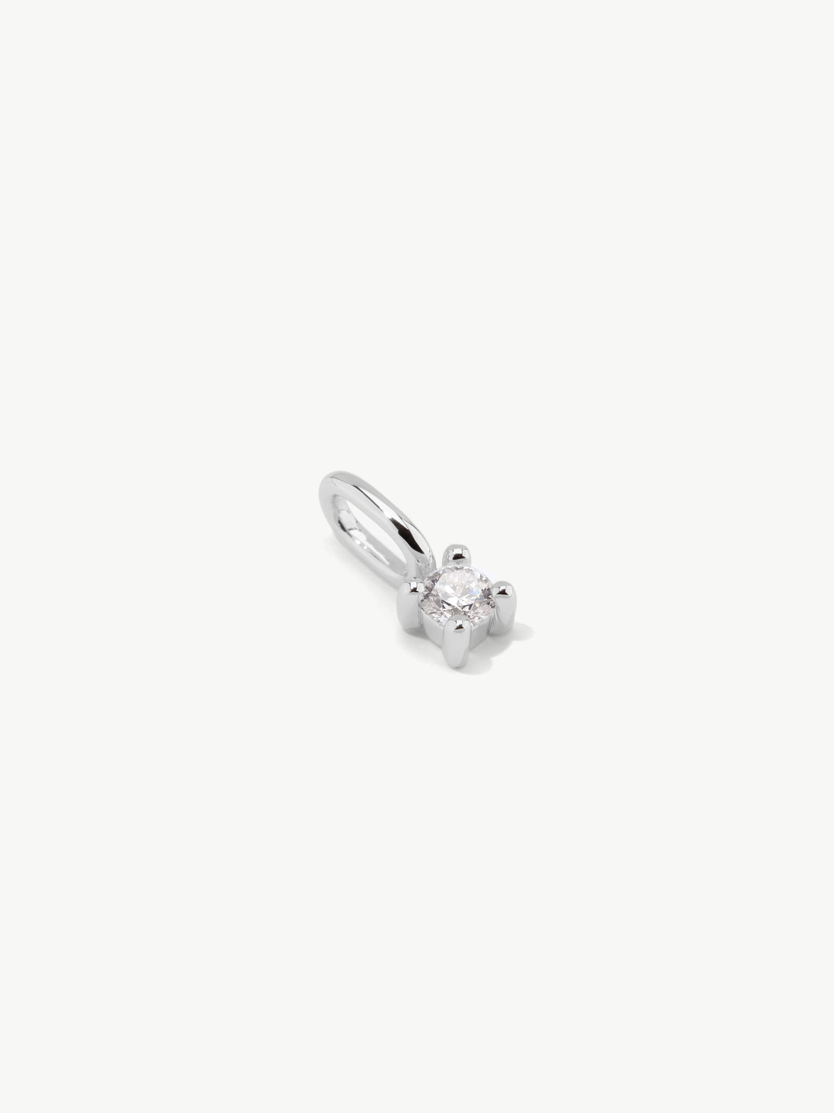 single diamond pendant in sterling silver