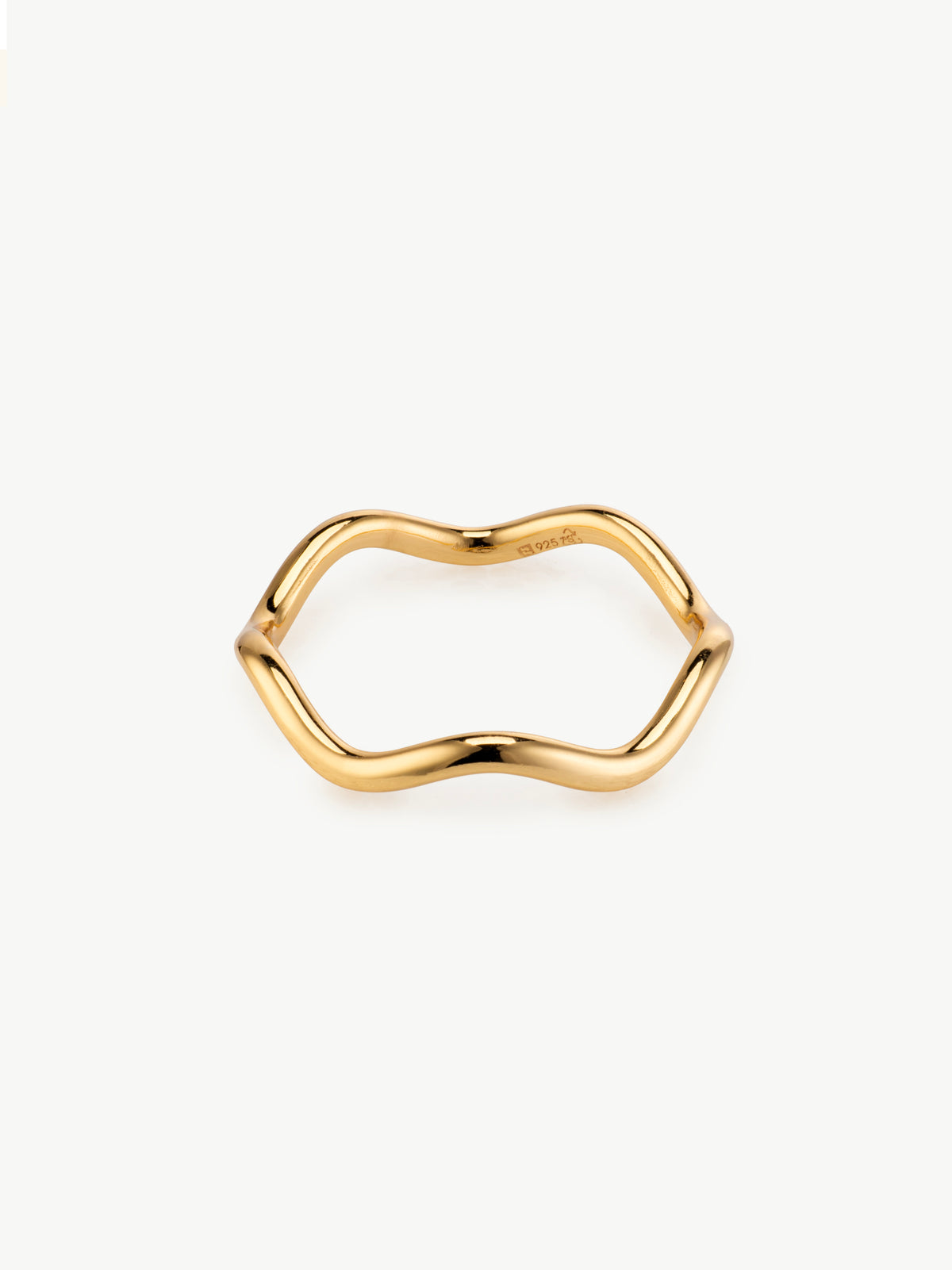 Wave stacking ring in gold vermeil